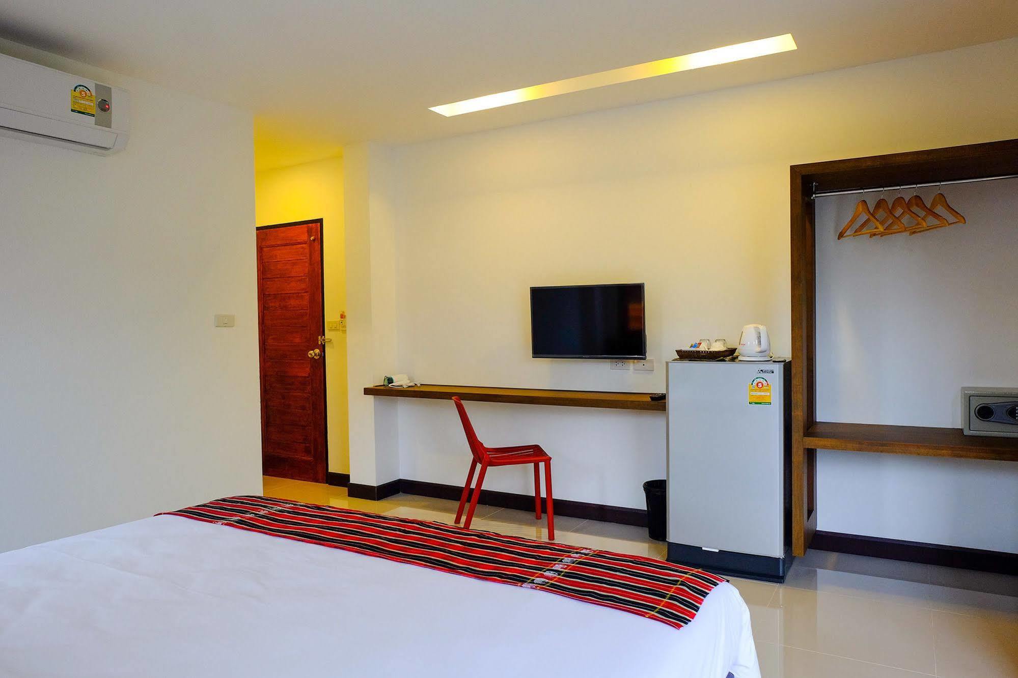 The Umbrella House - Sha Extra Plus Bãi biển Kamala Ngoại thất bức ảnh