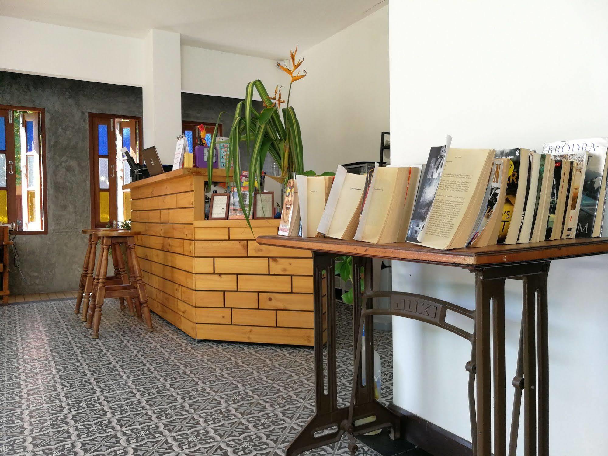 The Umbrella House - Sha Extra Plus Bãi biển Kamala Ngoại thất bức ảnh