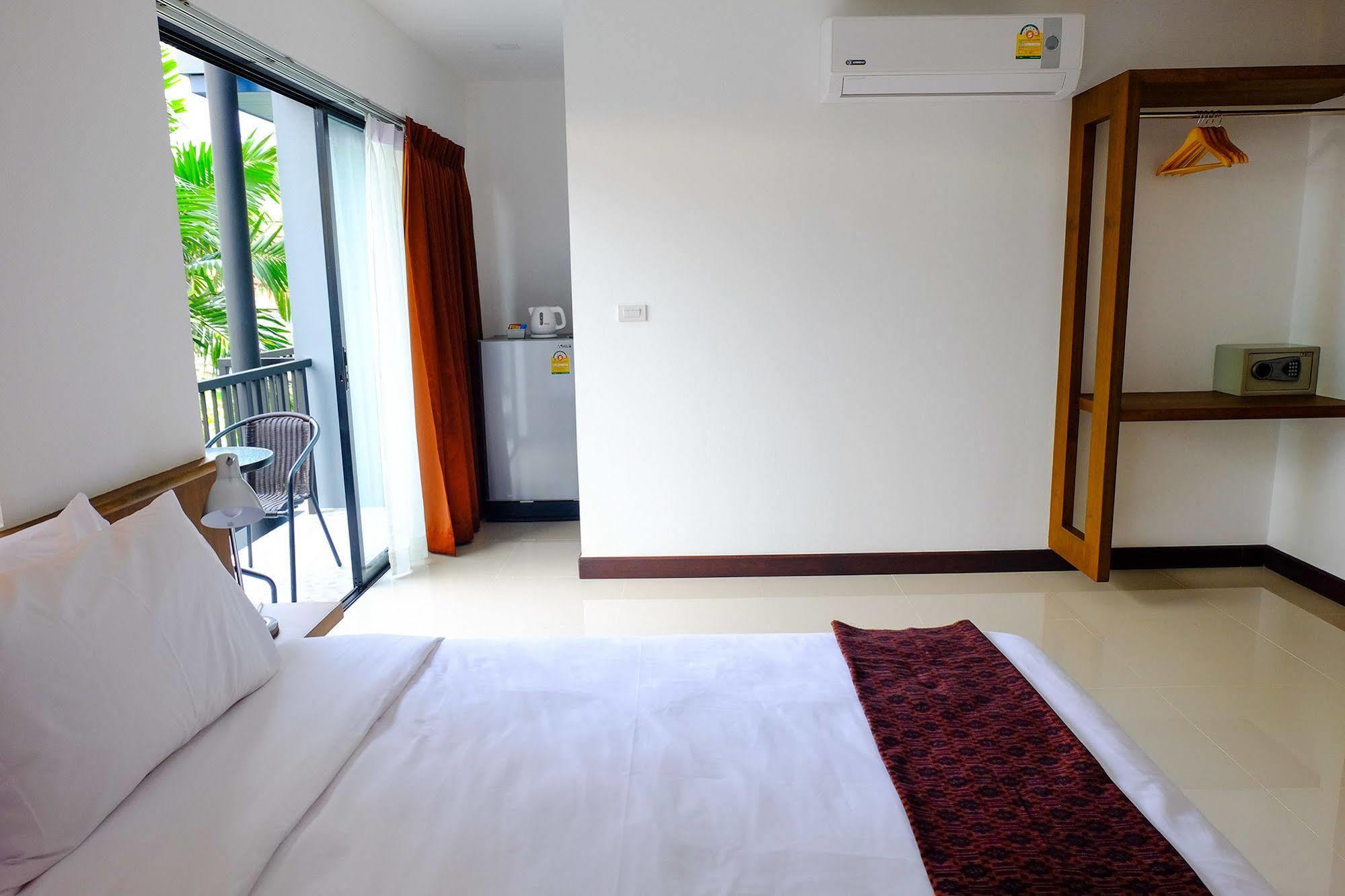 The Umbrella House - Sha Extra Plus Bãi biển Kamala Ngoại thất bức ảnh