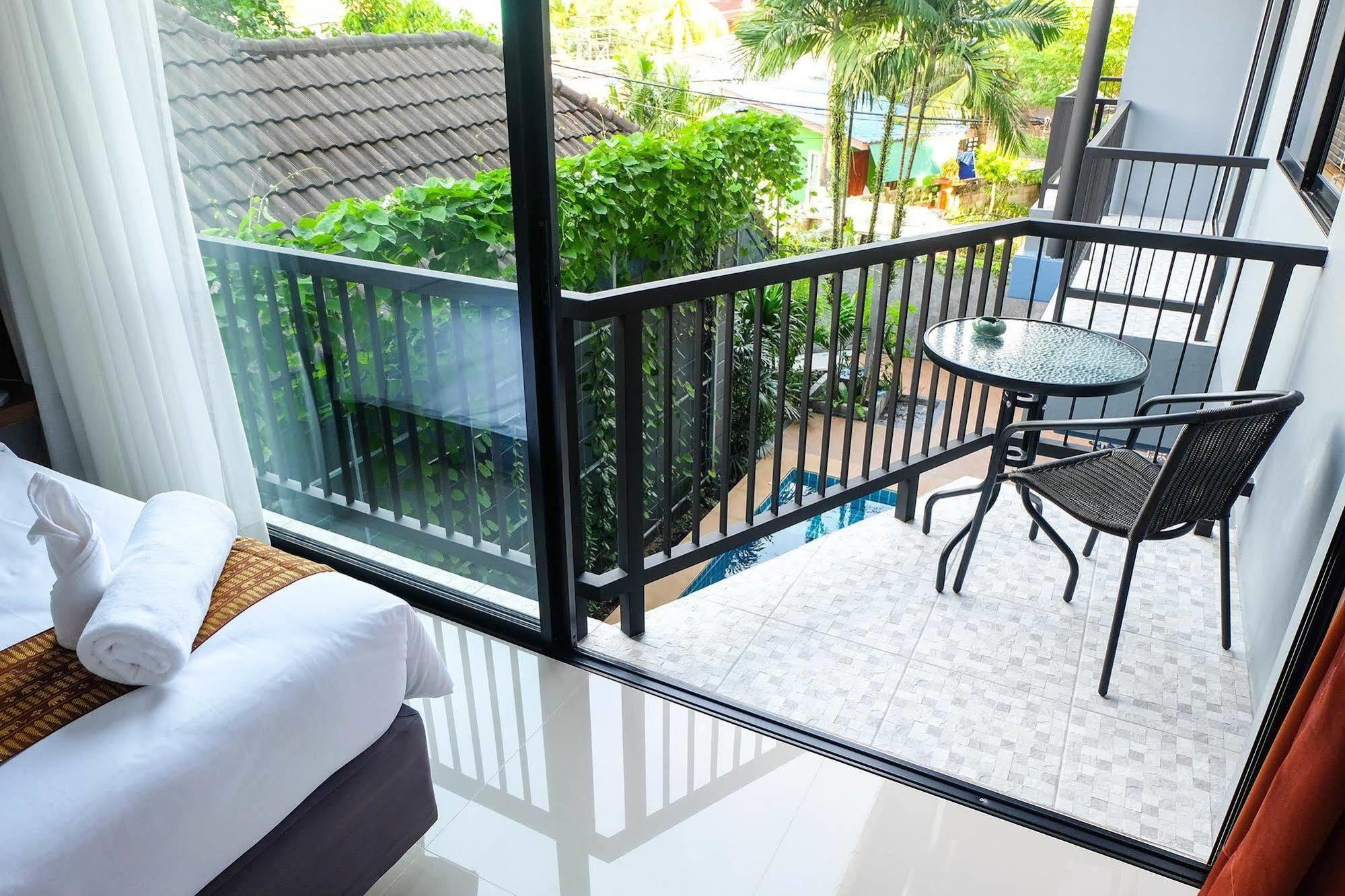 The Umbrella House - Sha Extra Plus Bãi biển Kamala Ngoại thất bức ảnh
